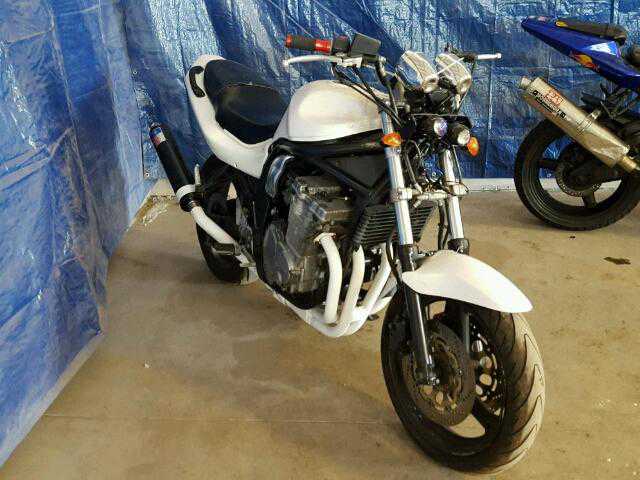 Suzuki GSF600S