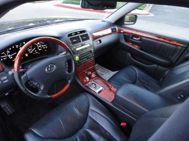 2004 Lexus LS