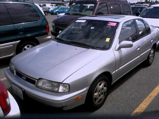 Infiniti G20