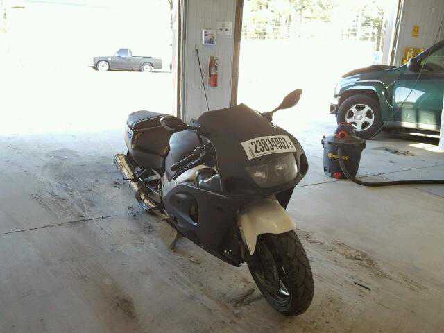 Suzuki GSX-R750