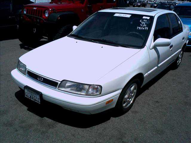 Infiniti G20