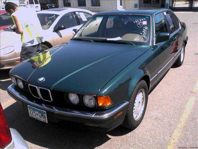BMW 735i