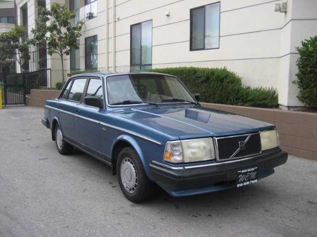 YV1AX8844G1148432