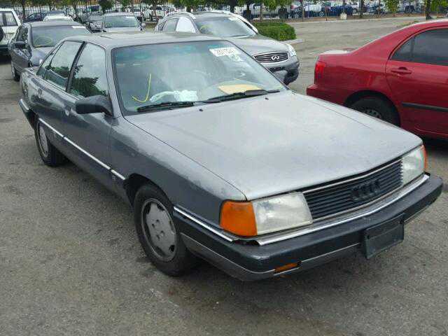 Audi 100