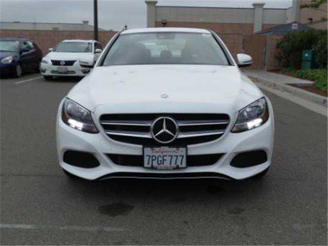 2016 Mercedes-Benz C-Class