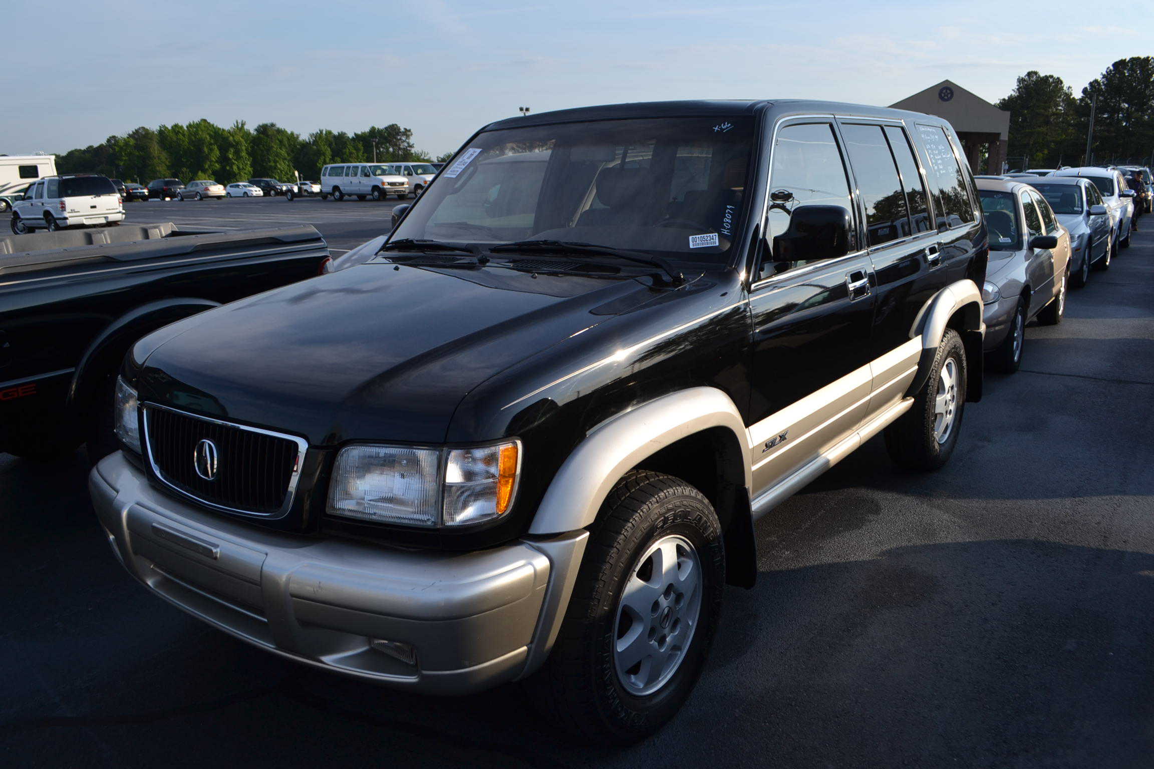 Acura SLX