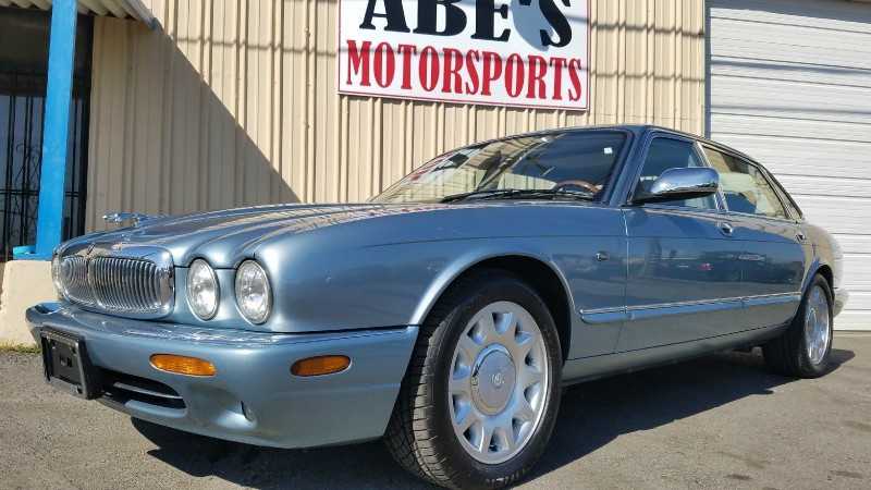 Jaguar Super V8