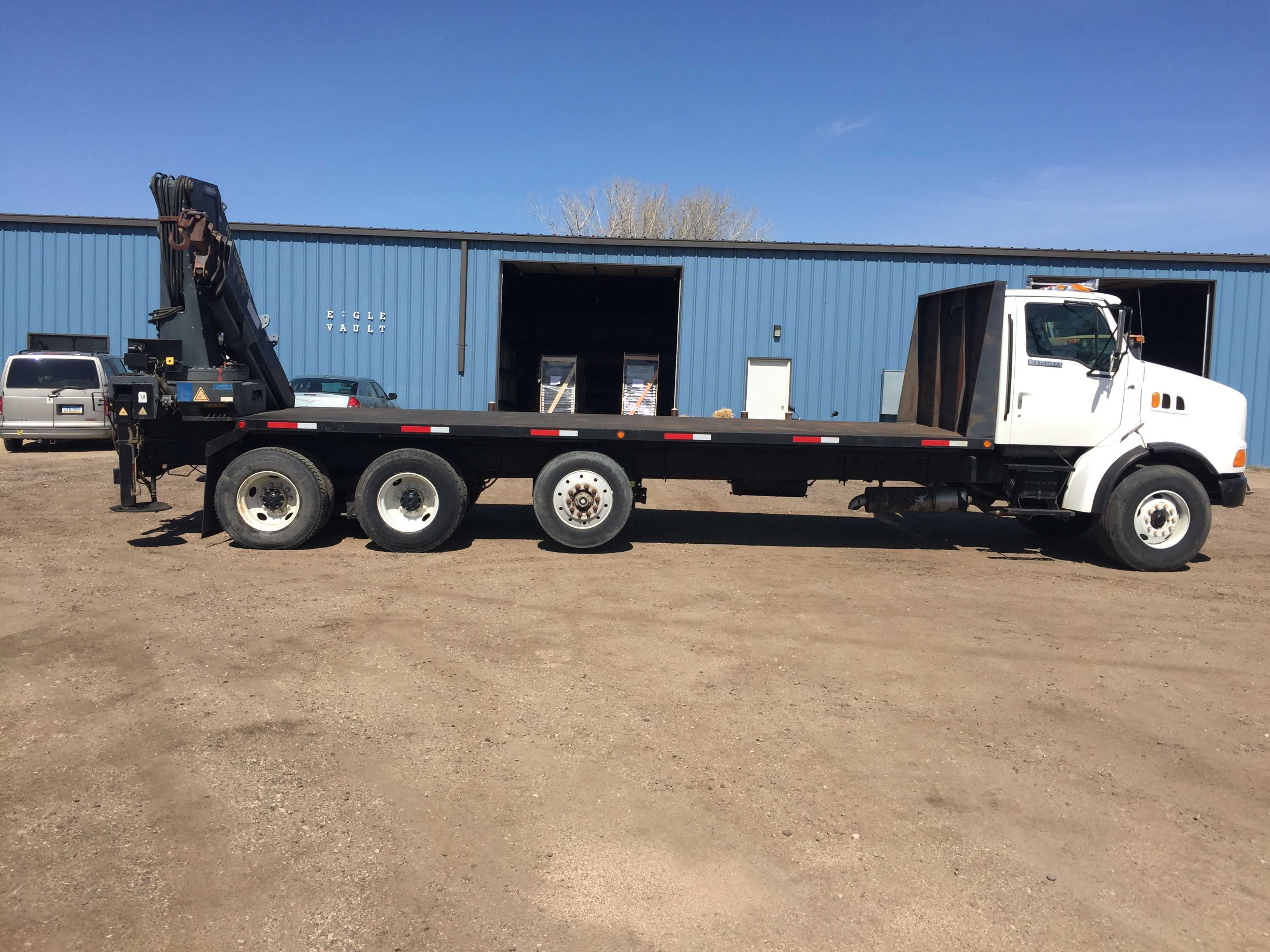 Ford LT8513