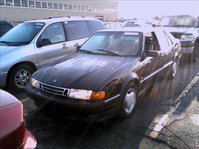 Saab 9000