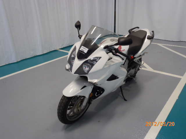 Honda VFR800 (INTERCEPTOR)