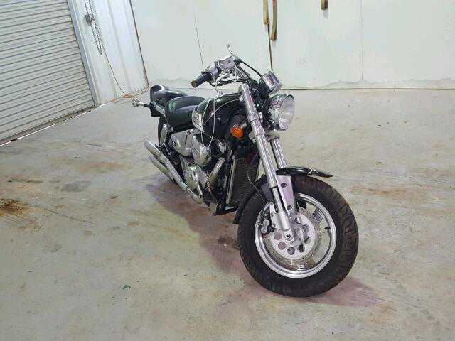 Suzuki VZ800