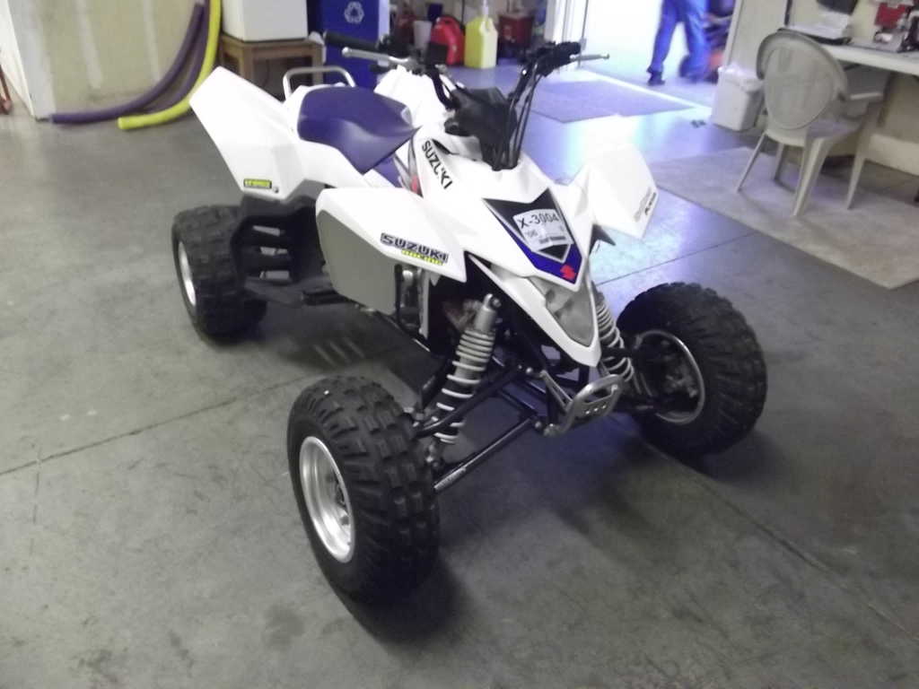 Suzuki LT-R450