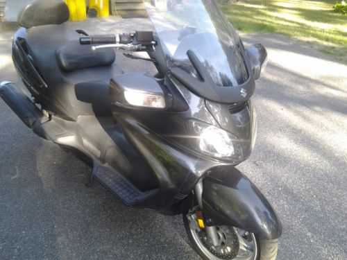 Suzuki AN650