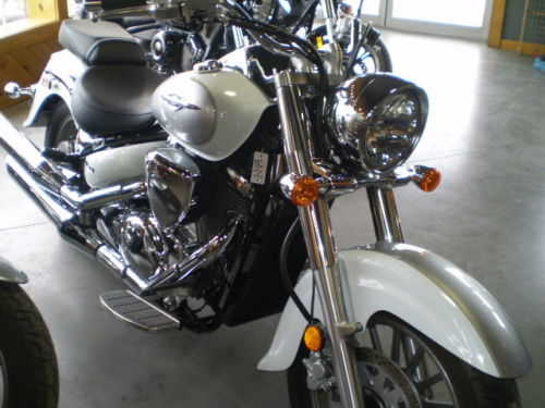 Suzuki VL800CL/VL800L/VL800TL