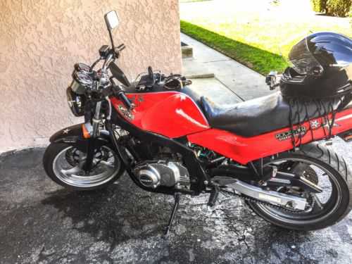 Suzuki GS500E