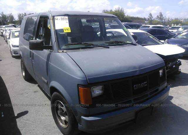 GMC Safari