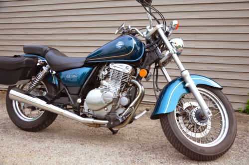 Suzuki GZ250