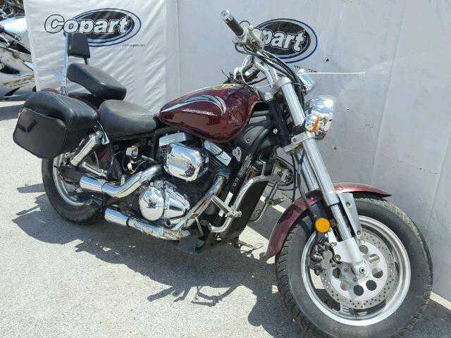 Suzuki VZ800