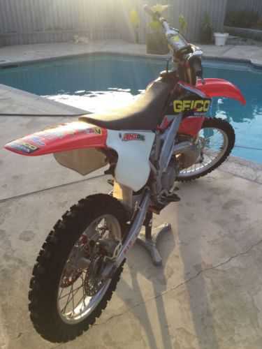 Honda CR250