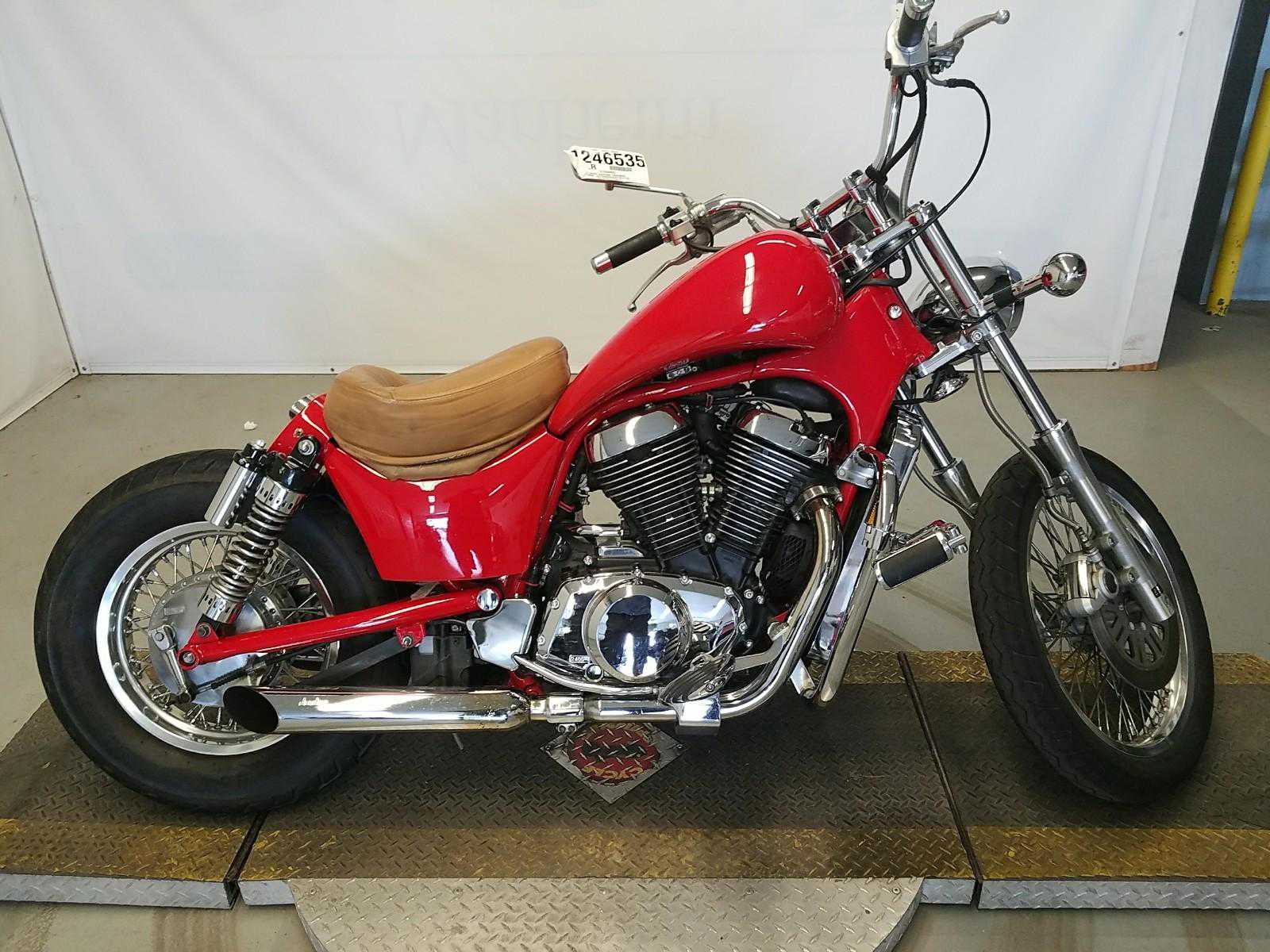 Suzuki VS800GLK