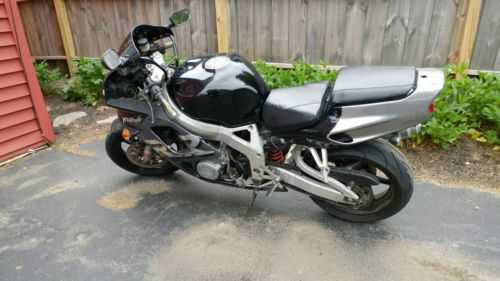 Honda CBR900
