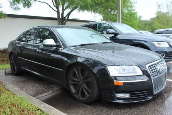 Audi S8