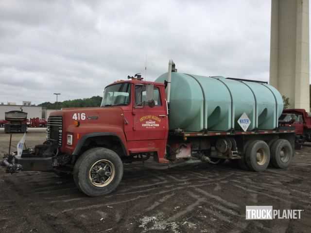 Ford LT8000