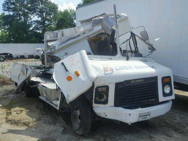 GMC P Truck Forward
