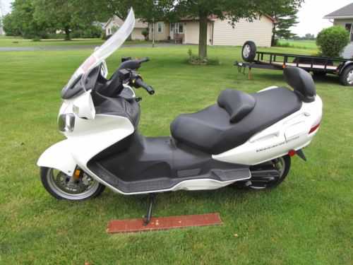 Suzuki AN650