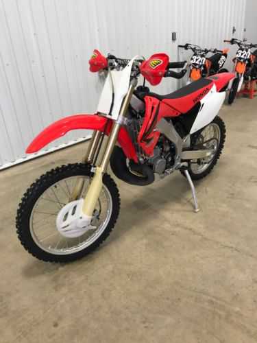 Honda CR250