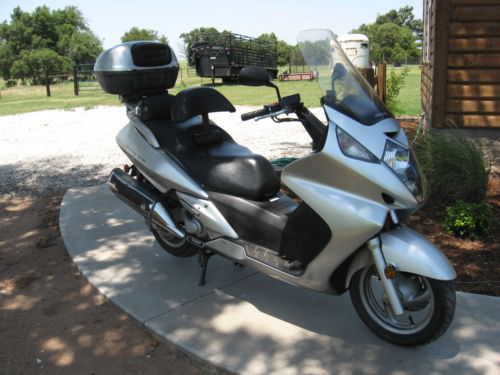 Honda FSC600 (Silver Wing)