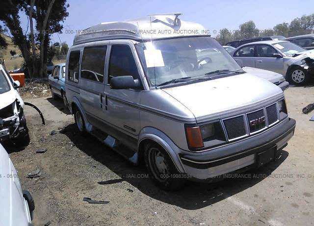 GMC Safari
