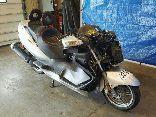 Suzuki AN650