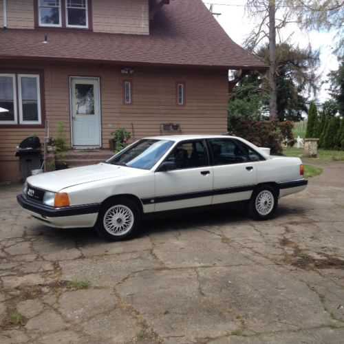 Audi 200