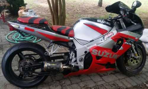 Suzuki GSX-R750