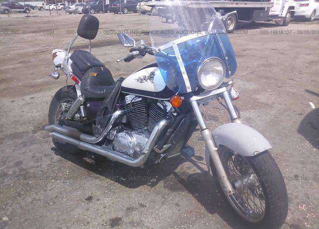 Honda VT1100C2 (SHADOW ACE)
