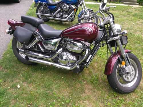 Suzuki VZ800