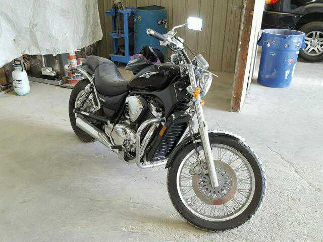 Suzuki VS800