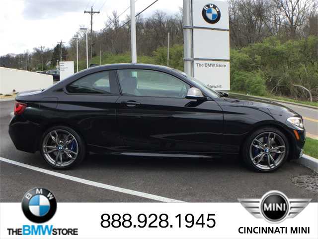 2016 BMW M235i