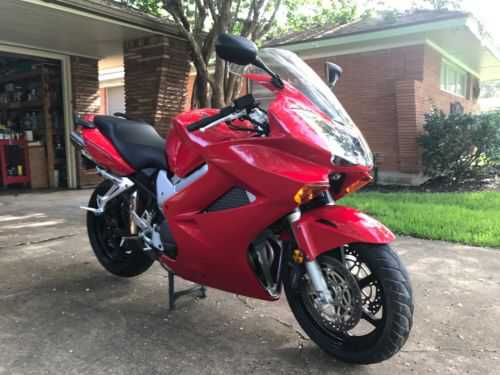 Honda VFR800Fi (INTERCEPTOR)