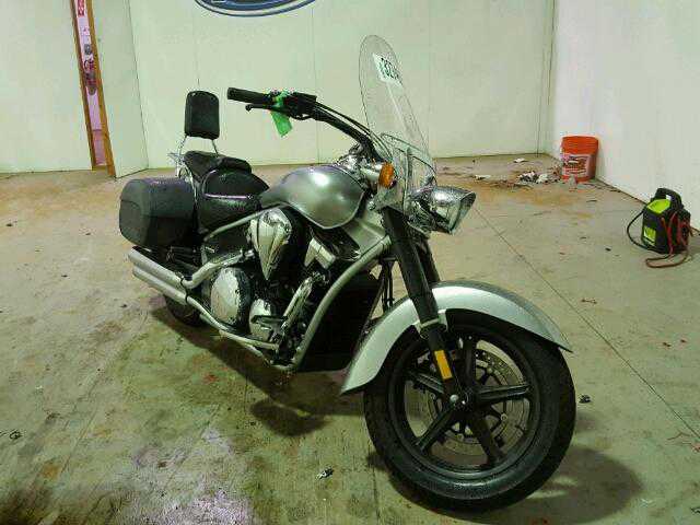 Honda VT1300 (Interstate)