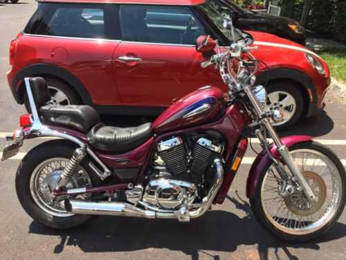Suzuki VS800