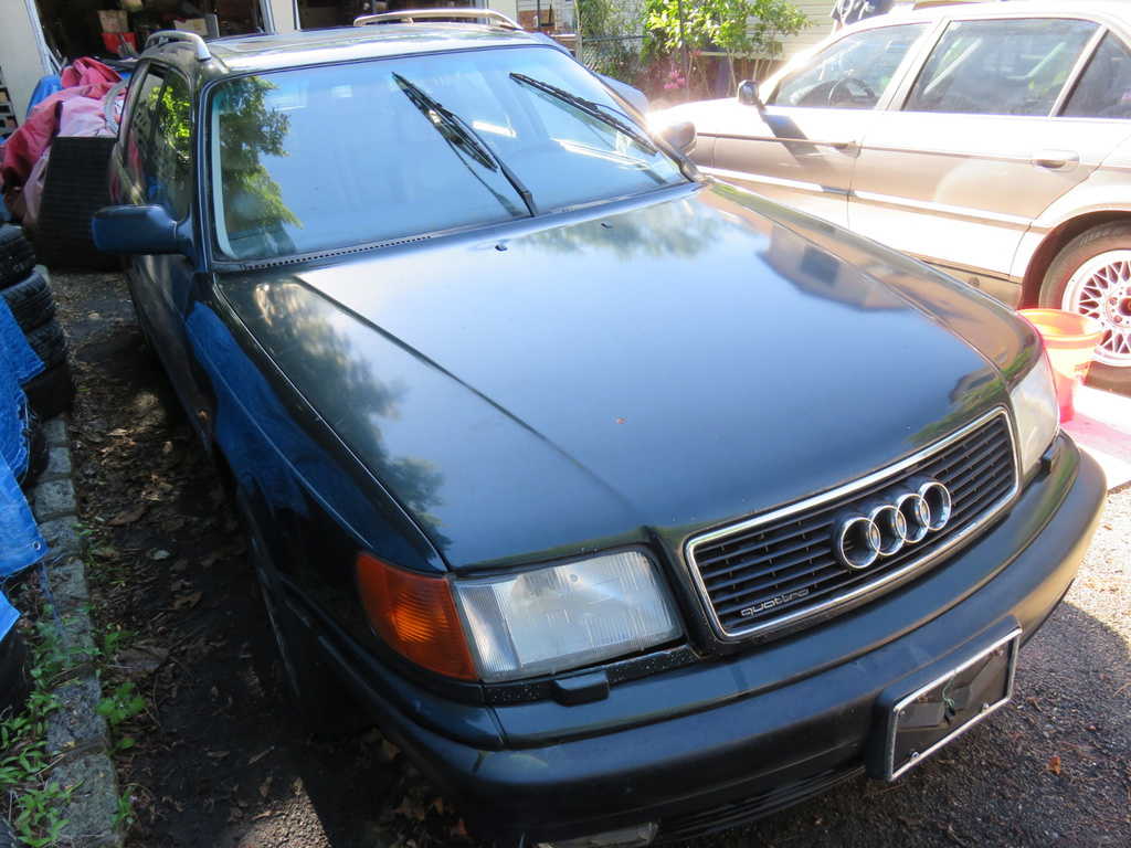 Audi 100