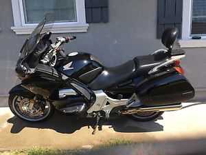 Honda ST1300A