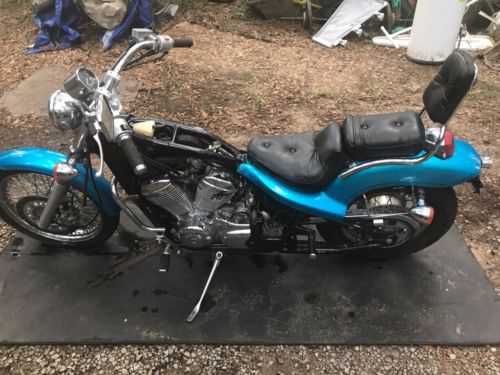 Honda VT600CD (SHADOW VLX DELUXE)