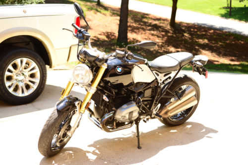BMW R nineT