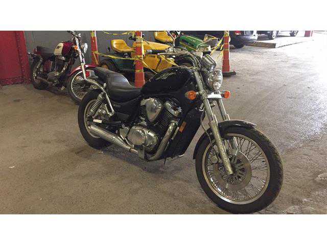 Suzuki VS800