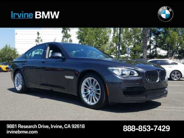 BMW 740i