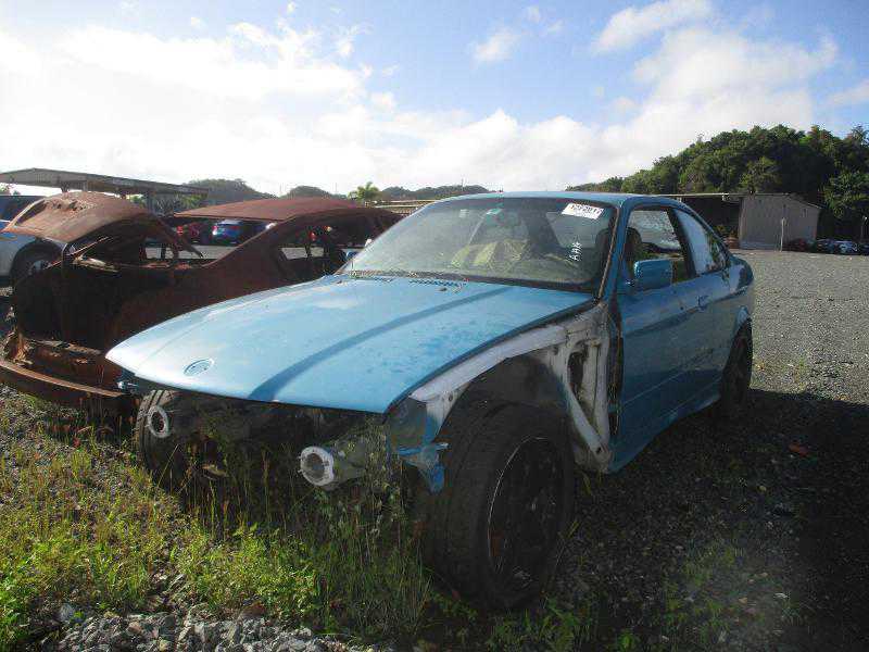 BMW 325iS
