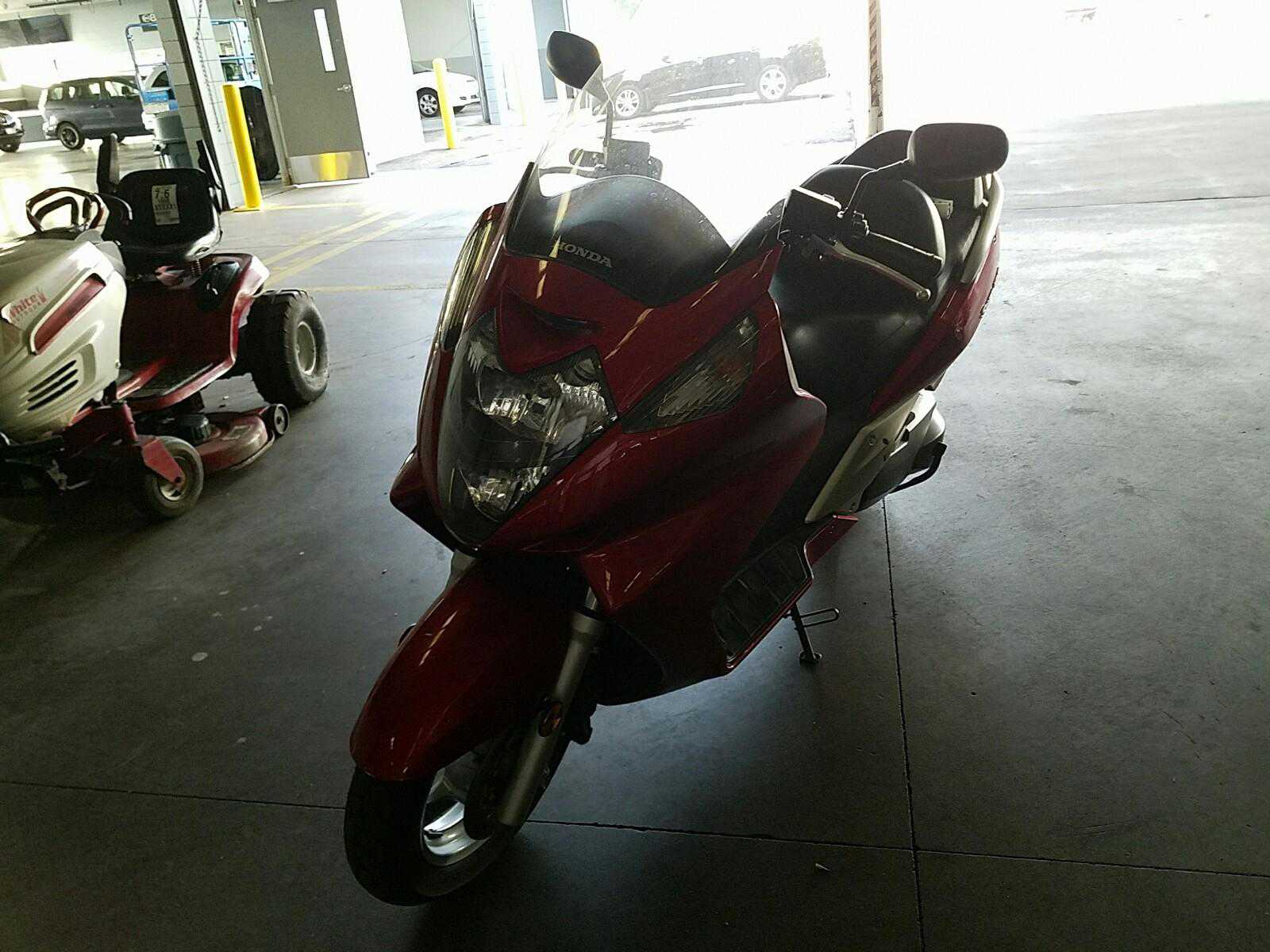 Honda FSC600 (Silver Wing)